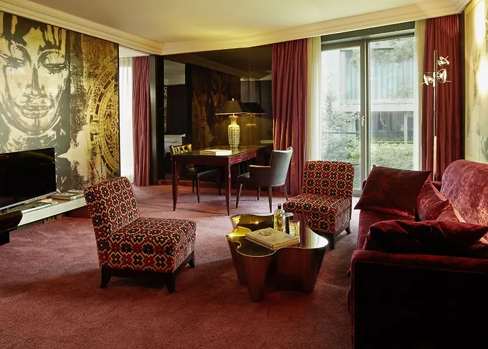 Savoy Hotel